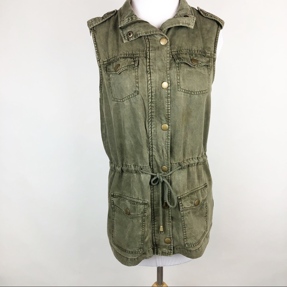 Altar’d State Size S Cargo Vest Army Green
